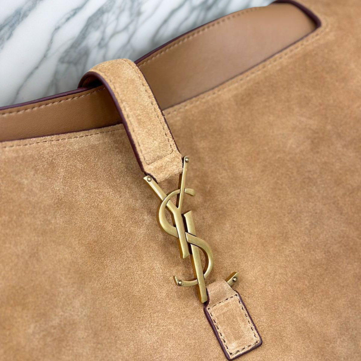 LE 5 À 7 BEA IN SUEDE BY YVES SAINT LAURENT