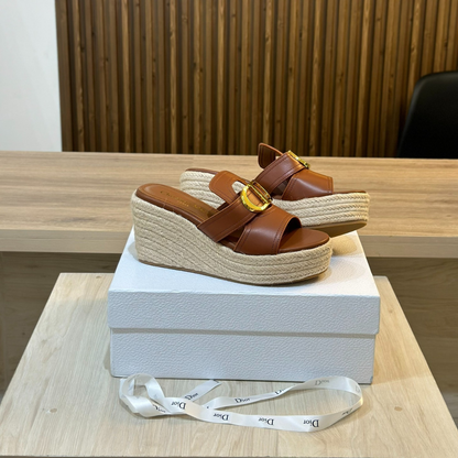 DIOR BOBBY MEDIUM BAG AND 30 MONTAIGNE WEDGE SLIDE SET