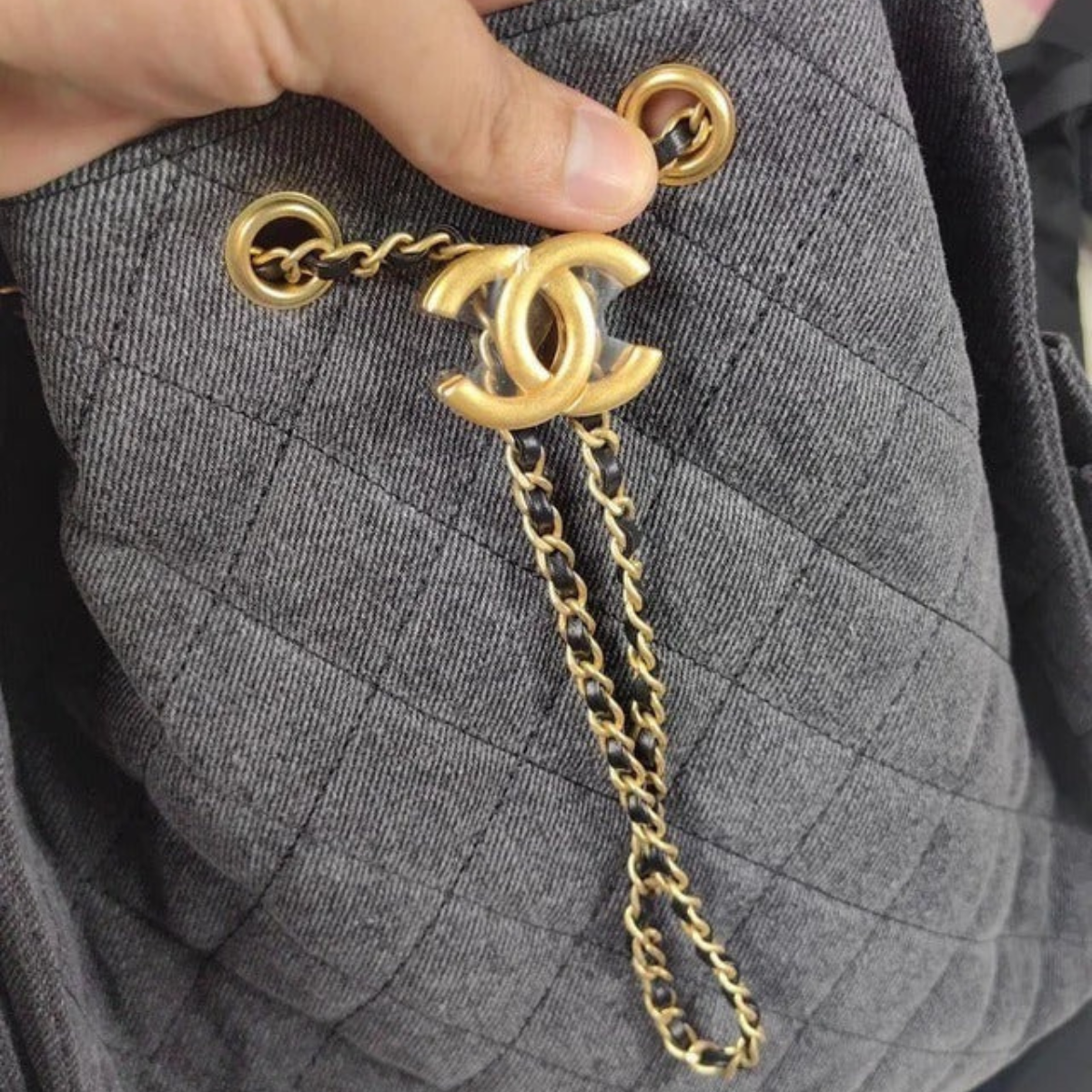 CHANEL 25 MEDIUM BAG
